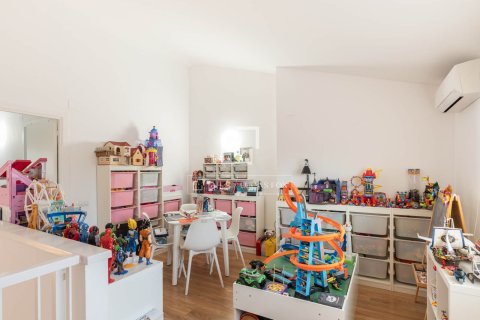 Villa de 5 dormitorios en venta en Sant Cugat del Vallès, Barcelona, Cataluña, Spain № 3965 - foto 21