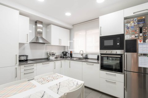 Villa de 5 dormitorios en venta en Sant Cugat del Vallès, Barcelona, Cataluña, Spain № 3965 - foto 10