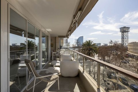 Apartamento de 3 dormitorios en venta en Barcelona, Cataluña, Spain № 3773 - foto 7