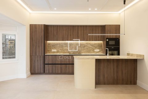 3 chambres apartment à vendre à Barcelona, Catalonia, Spain № 3771 - photo 2