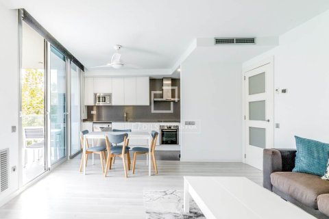 Apartamento de 2 dormitorios en venta en Sitges, Barcelona, Cataluña, Spain № 3769 - foto 2