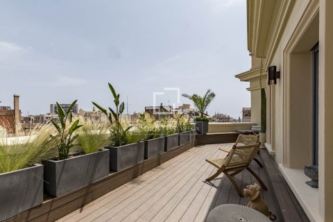Ático de 3 dormitorios en venta en Barcelona, Cataluña, Spain № 3767 - foto 14