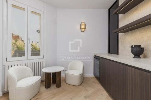 Ático de 3 dormitorios en venta en Barcelona, Cataluña, Spain № 3767 - foto 21