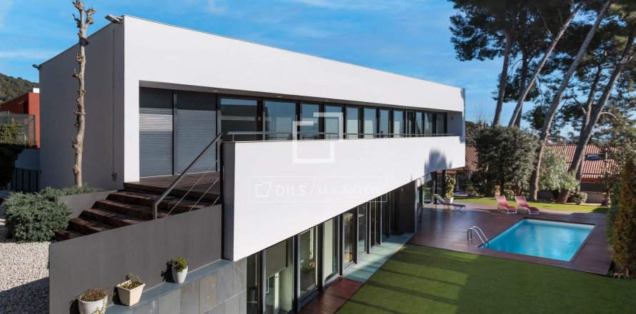 4 chambres villa à vendre à Premia De Dalt, Barcelona, Catalonia, Spain № 3770