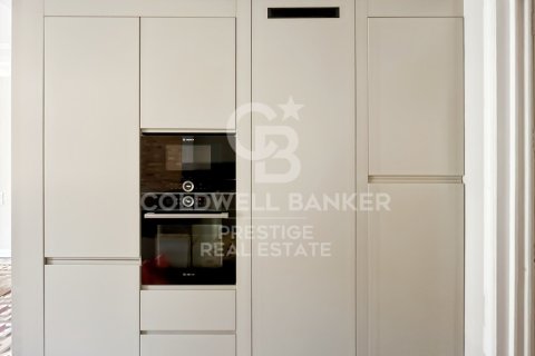 3 bedrooms apartment for sale in Barcelona, Catalonia, Spain № 5615 - photo 8