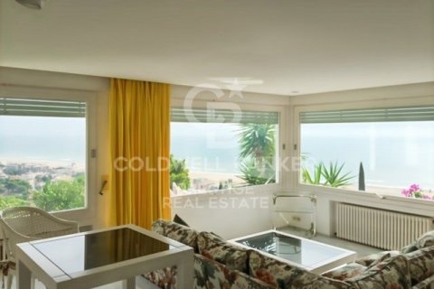 Купить виллу в Кастельдефельс, Испания с 6 спален, 723м², № 5317 - фото 11