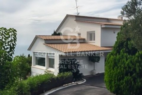 Купить виллу в Кастельдефельс, Испания с 6 спален, 723м², № 5317 - фото 15