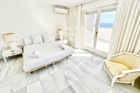 Купить виллу в Кастельдефельс, Испания с 6 спален, 723м², № 5317 - фото 4