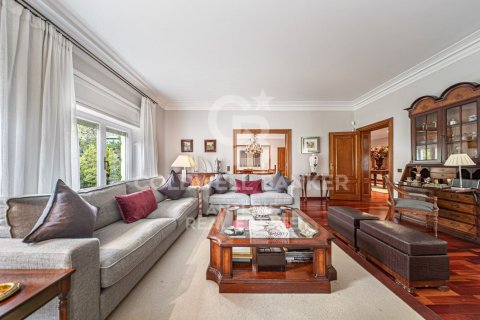 7 bedrooms apartment for sale in Barcelona, Catalonia, Spain № 5315 - photo 6