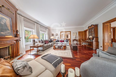 7 bedrooms apartment for sale in Barcelona, Catalonia, Spain № 5315 - photo 5