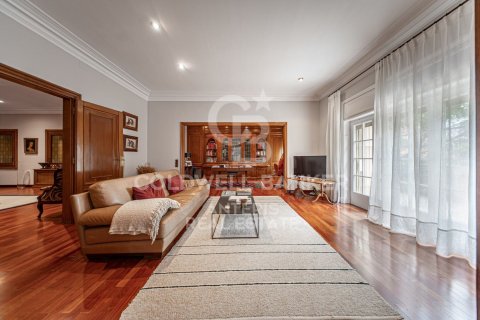 7 bedrooms apartment for sale in Barcelona, Catalonia, Spain № 5315 - photo 11