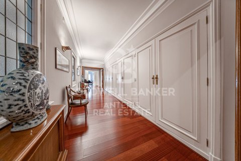 7 bedrooms apartment for sale in Barcelona, Catalonia, Spain № 5315 - photo 22