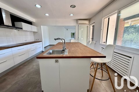 4 bedrooms apartment for sale in Arenys de Munt, Barcelona, Catalonia, Spain № 4786 - photo 17