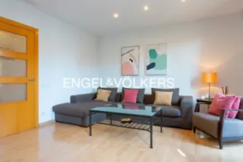 Квартира с 3 спальнями в Эшампле, Барселона, Каталония, Испания № 2578