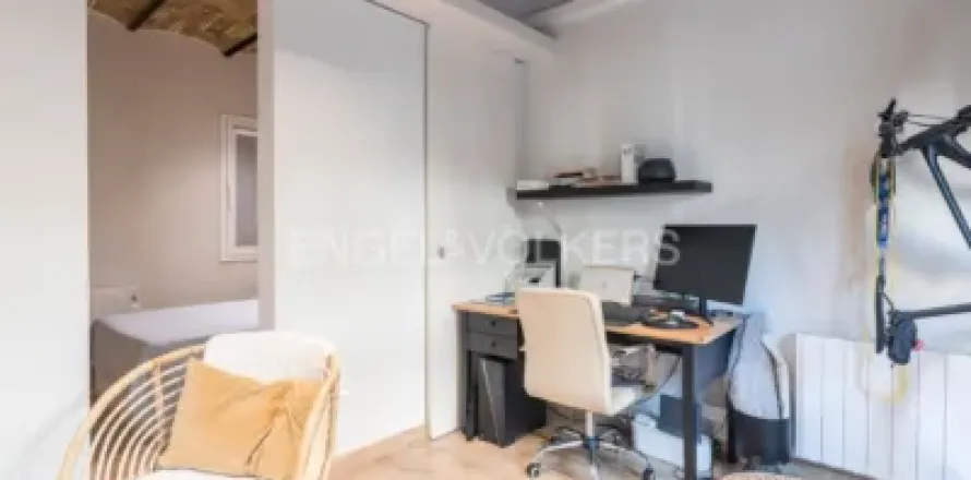 Apartamento de 1 dormitorio en venta en Eixample, Barcelona, Cataluña, Spain № 2581