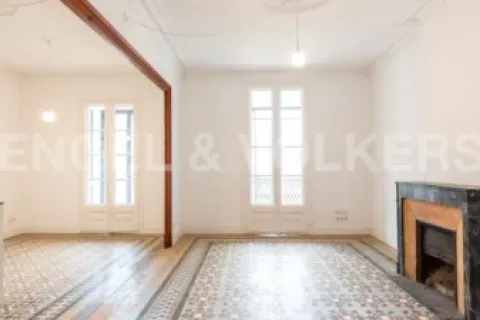 Квартира с 2 спальнями в Эшампле, Барселона, Каталония, Испания № 2577