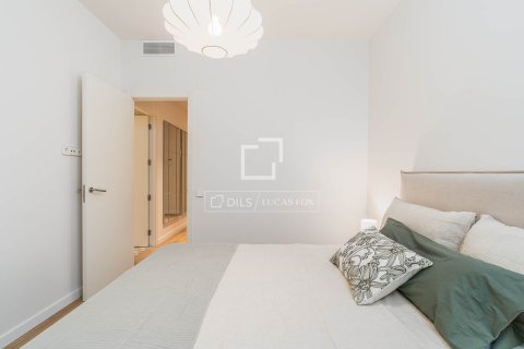 2 bedrooms apartment for sale in Barcelona, Catalonia, Spain № 3839 - photo 3