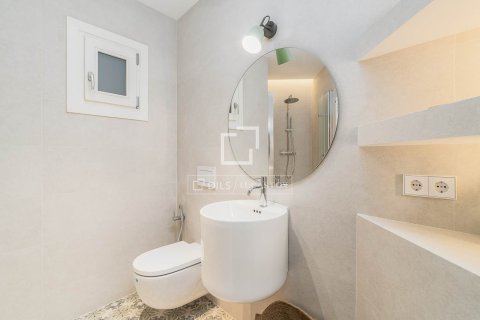 2 bedrooms apartment for sale in Barcelona, Catalonia, Spain № 3839 - photo 14