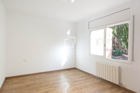 Villa de 5 dormitorios en venta en Bellaterra, Barcelona, Cataluña, Spain № 3841 - foto 11