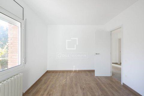 Villa de 5 dormitorios en venta en Bellaterra, Barcelona, Cataluña, Spain № 3841 - foto 17
