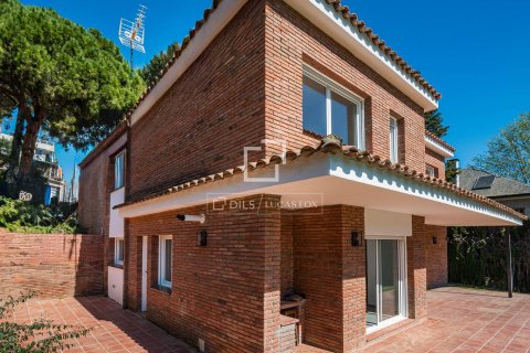 5 bedrooms villa for sale in Bellaterra, Barcelona, Catalonia, Spain № 3841 - photo 9