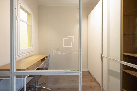 2 chambres apartment à vendre à Barcelona, Catalonia, Spain № 3837 - photo 17