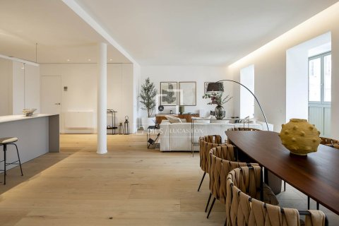 Apartamento de 2 dormitorios en venta en Barcelona, Cataluña, Spain № 4323 - foto 26