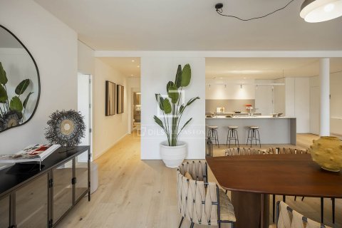 Apartamento de 2 dormitorios en venta en Barcelona, Cataluña, Spain № 4323 - foto 17