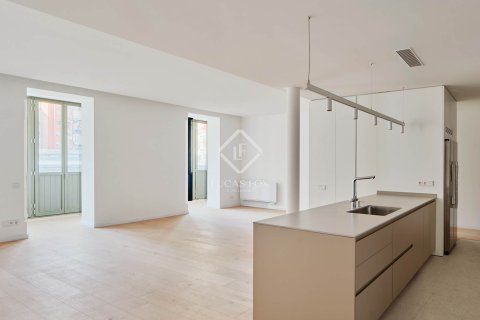 2 chambres apartment à vendre à Barcelona, Catalonia, Spain № 4323 - photo 19