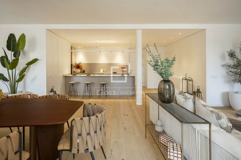 Apartamento de 2 dormitorios en venta en Barcelona, Cataluña, Spain № 4323 - foto 18