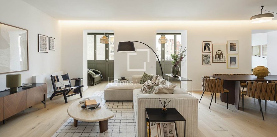 Apartamento de 2 dormitorios en venta en Barcelona, Cataluña, Spain № 4323