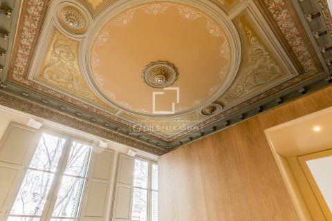 3 chambres apartment à vendre à Barcelona, Catalonia, Spain № 4320 - photo 27