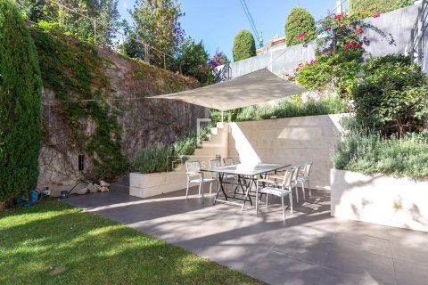 5 chambres villa à vendre à Esplugues de Llobregat, Barcelona, Catalonia, Spain № 4325 - photo 15