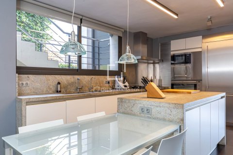 5 chambres villa à vendre à Esplugues de Llobregat, Barcelona, Catalonia, Spain № 4325 - photo 19