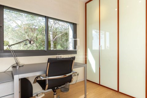 5 chambres villa à vendre à Esplugues de Llobregat, Barcelona, Catalonia, Spain № 4325 - photo 30