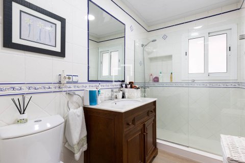 4 chambres villa à vendre à Castelldefels, Barcelona, Catalonia, Spain № 4326 - photo 16