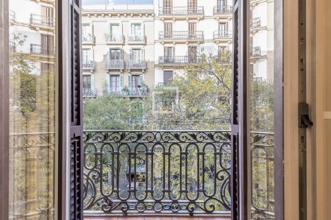 4 chambres apartment à vendre à Barcelona, Catalonia, Spain № 4324 - photo 8