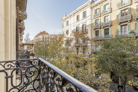 4 chambres apartment à vendre à Barcelona, Catalonia, Spain № 4324 - photo 9