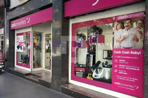 382 sq.m. commercial property for sale in Sants-Montjuic, Barcelona, Catalonia, Spain № 4564