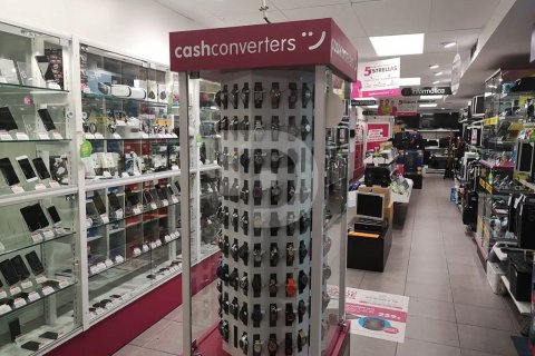 382 sq.m. commercial property for sale in Sants-Montjuic, Barcelona, Catalonia, Spain № 4564 - photo 3