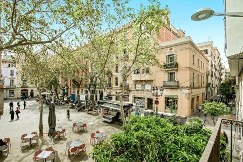 Купить квартиру в Барселона, Испания с 5 спален, 195м², № 7842 - фото 14