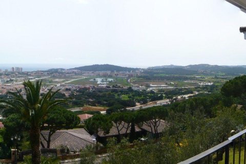 Купить дом в Пладжа-де-Аро, Испания с 14 комнат, № 1750 - фото 15