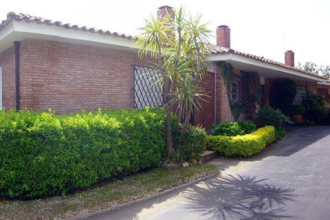 Купить дом в Пладжа-де-Аро, Испания с 14 комнат, № 1750 - фото 8