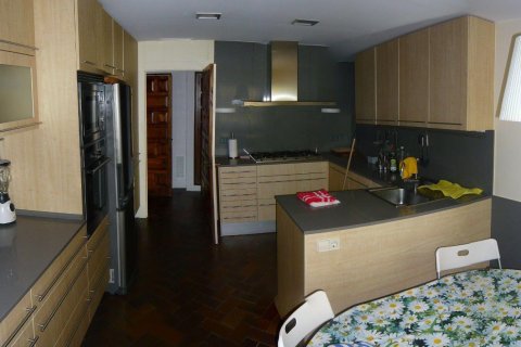 Купить дом в Пладжа-де-Аро, Испания с 14 комнат, № 1750 - фото 17