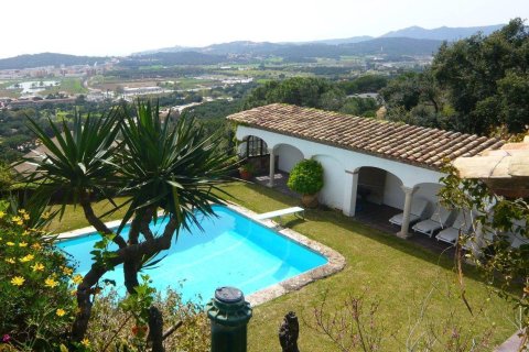 Дом с 13 спальнями в Пладжа-де-Аро, Герона, Каталония, Испания № 1750