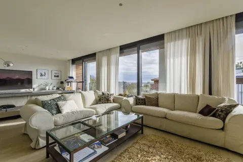 Купить квартиру в Барселона, Испания с 5 комнат, № 1748 - фото 19