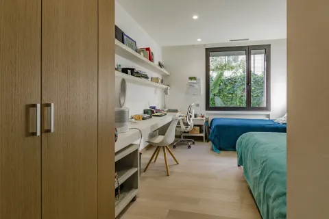 Купить квартиру в Барселона, Испания с 5 комнат, № 1748 - фото 6