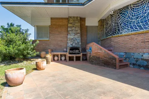 Купить дом в Монторнес-дель-Вальес, Испания с 6 комнат, № 1747 - фото 28