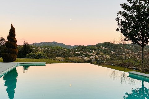 Купить дом в Вальроманес, Испания с 5 комнат, № 1752 - фото 22