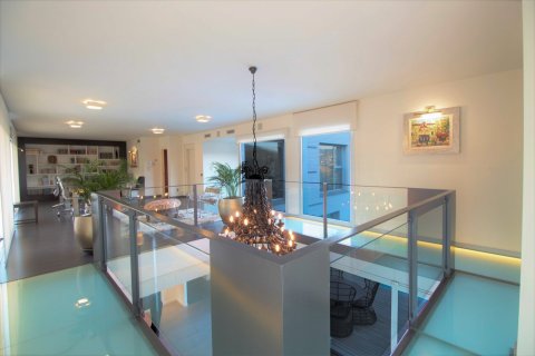 Купить дом в Вальроманес, Испания с 5 комнат, № 1752 - фото 28